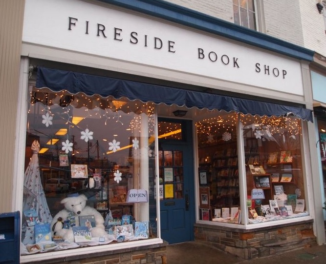 Fireside Book Shop storefront in Chagrin Falls Ohio